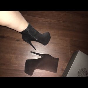 Black faux suede boots booties